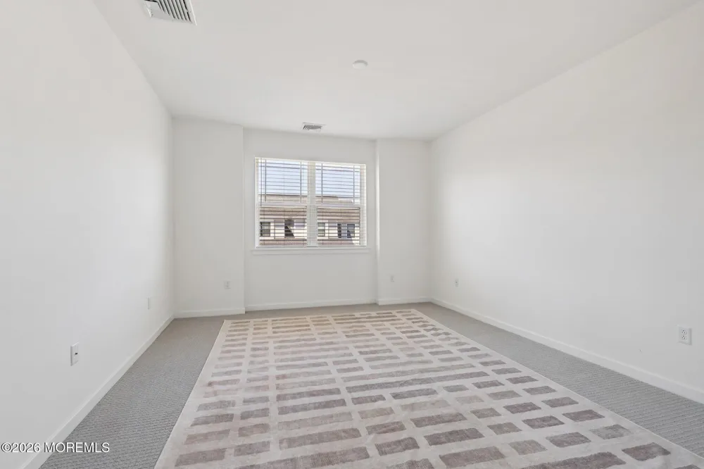 2 Dogleg Lane Lawrenceville, NJ 08648