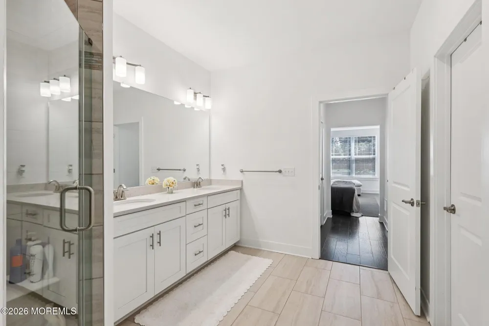 2 Dogleg Lane Lawrenceville, NJ 08648