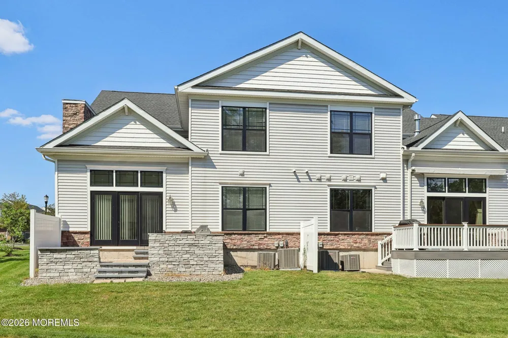 2 Dogleg Lane Lawrenceville, NJ 08648