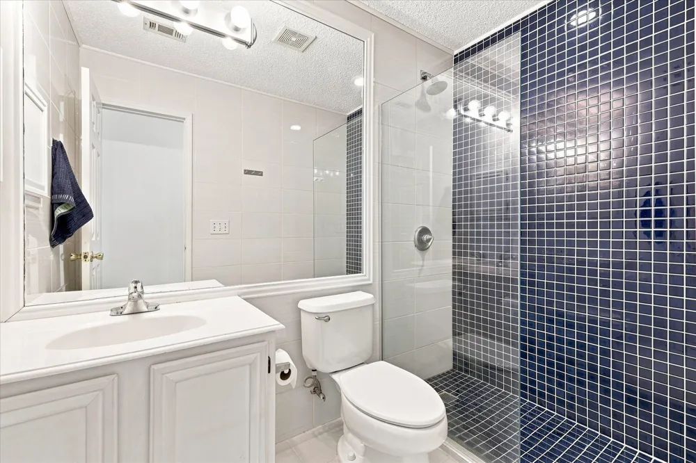 204 Meredith Court Irving, TX 75063