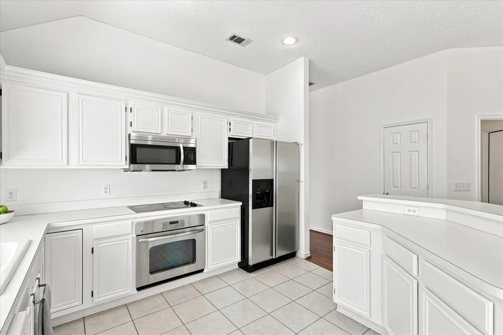 204 Meredith Court Irving, TX 75063