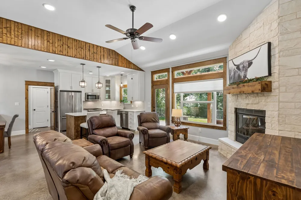 6912 Circle Drive Bonham, TX 75418