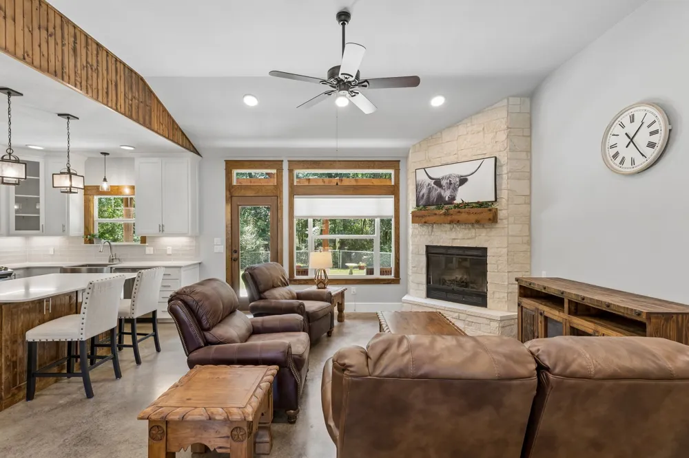 6912 Circle Drive Bonham, TX 75418