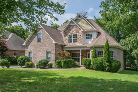 1000 Glessner Dr