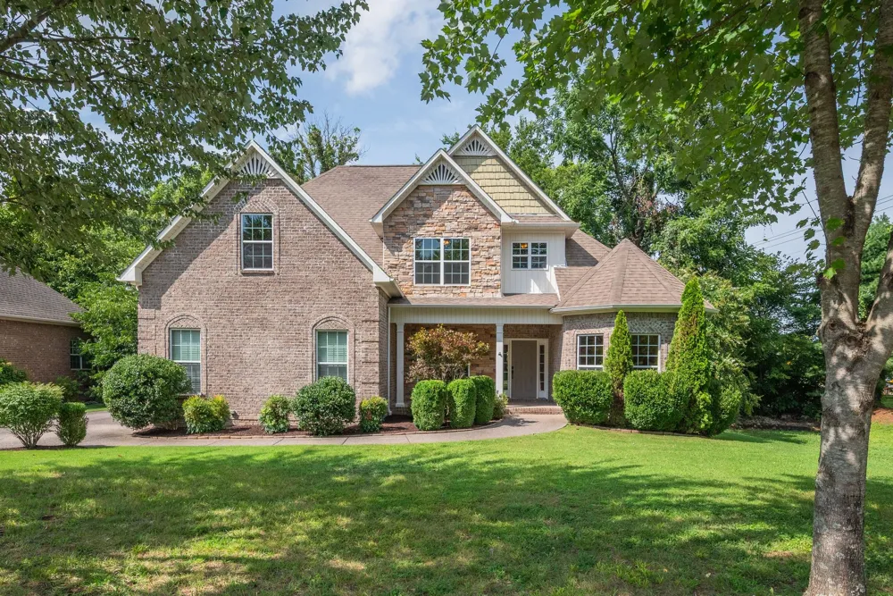 1000 Glessner Dr Spring Hill, TN 37174