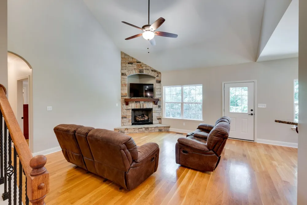 1000 Glessner Dr Spring Hill, TN 37174
