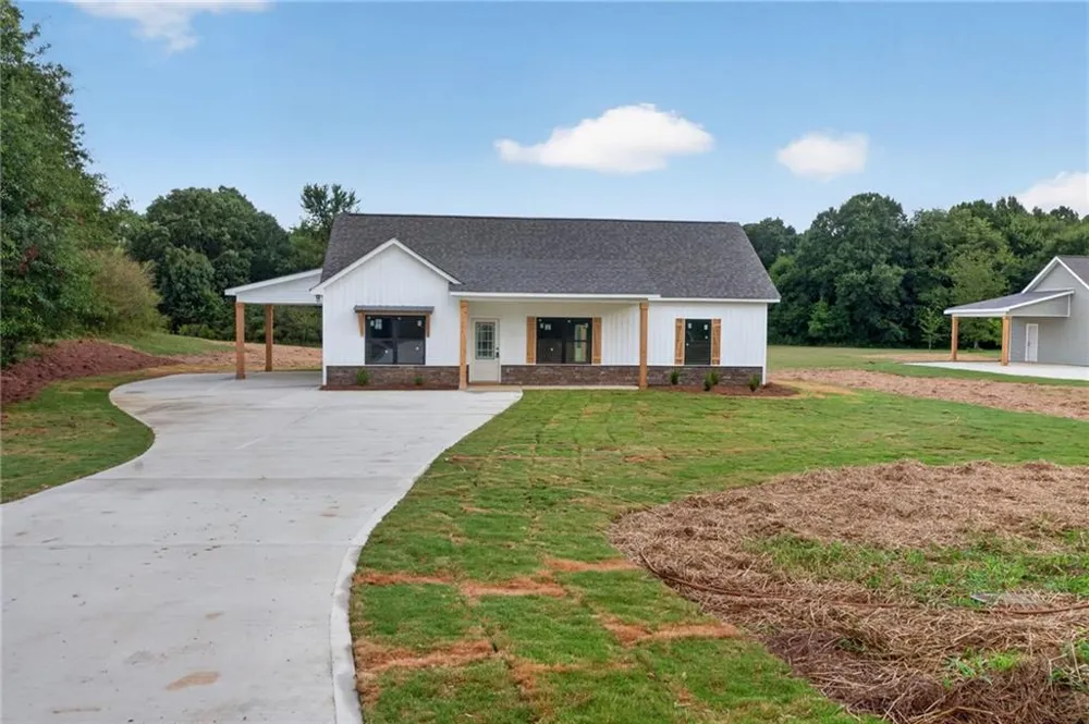 65 WIEUCA WAY Cedartown, GA 30125