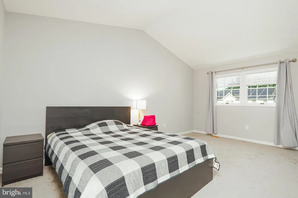 17713 SILKCOTTON WAY Gaithersburg, MD 20877