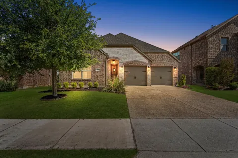 841 Lake Meadow Lane