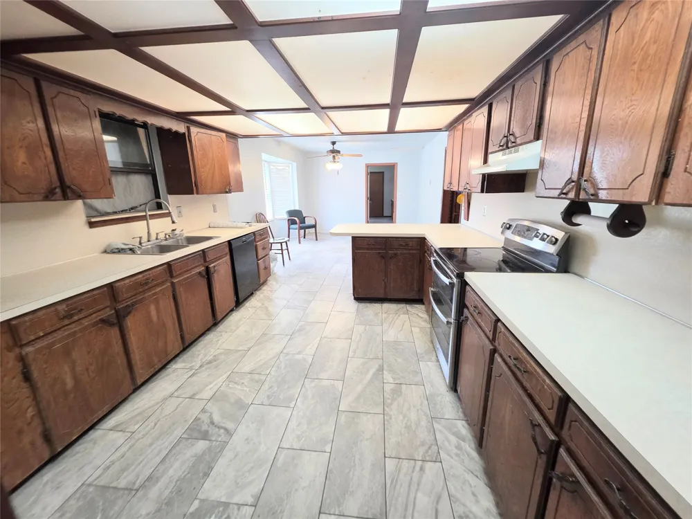 8424 S 353rd Avenue E Broken Arrow, OK 74014
