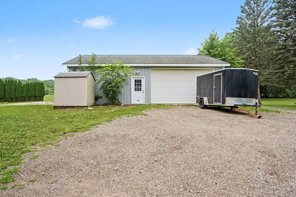 441 Moccasin Street Buchanan, MI 49107
