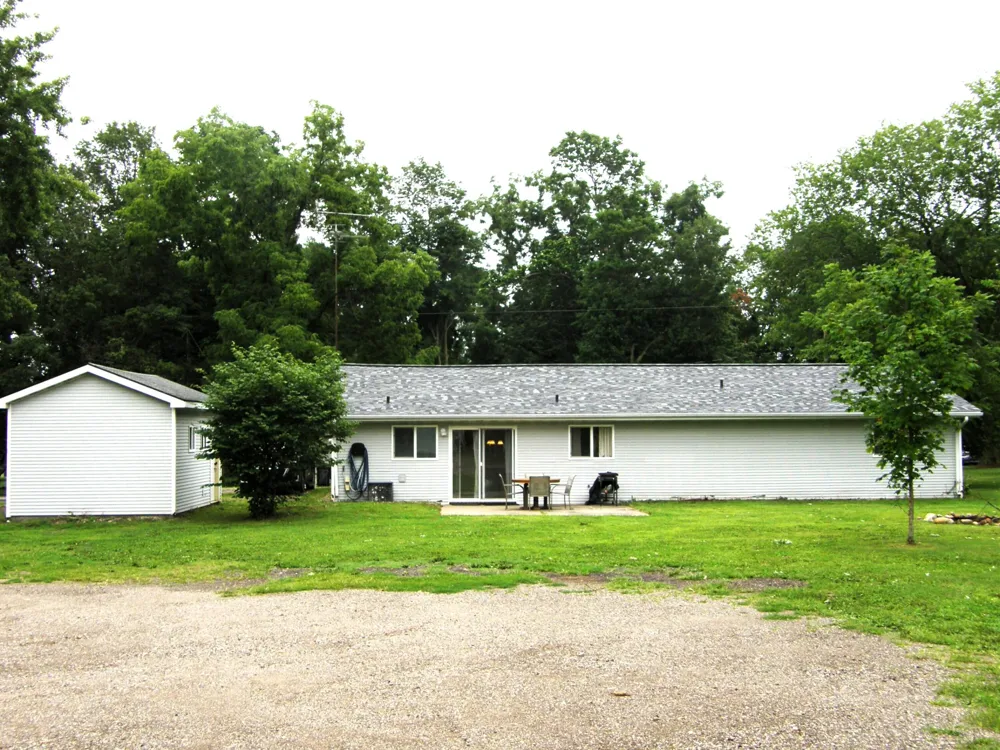 441 Moccasin Street Buchanan, MI 49107