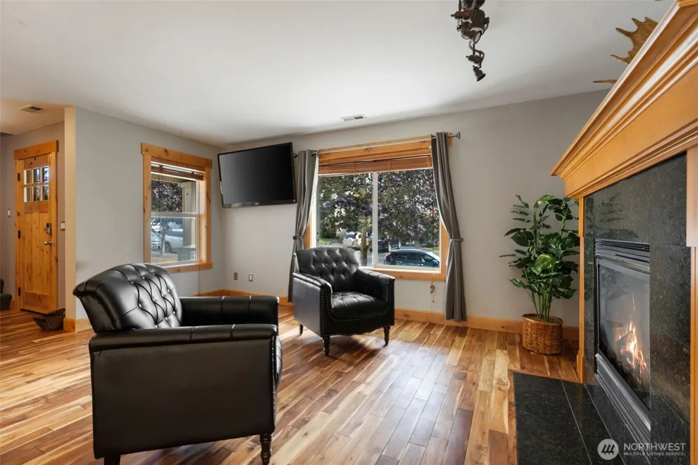 20901 Dr NW Nordby Poulsbo, WA 98370