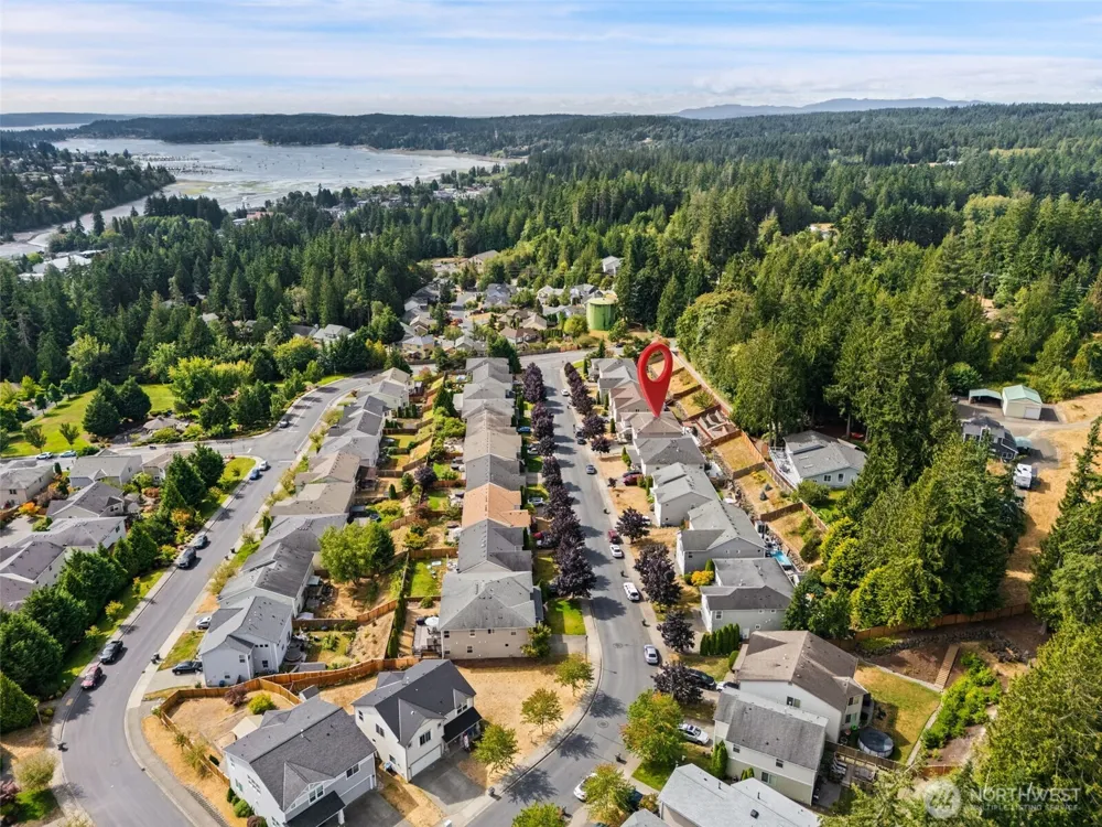 20901 Dr NW Nordby Poulsbo, WA 98370