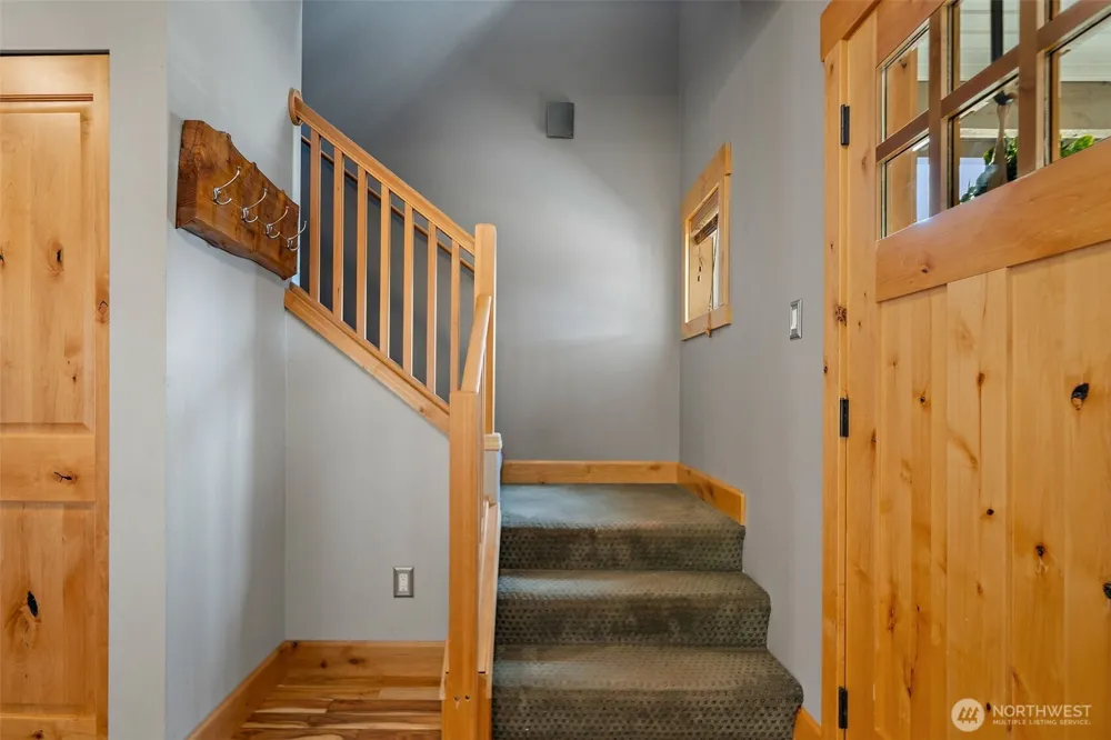 20901 Dr NW Nordby Poulsbo, WA 98370