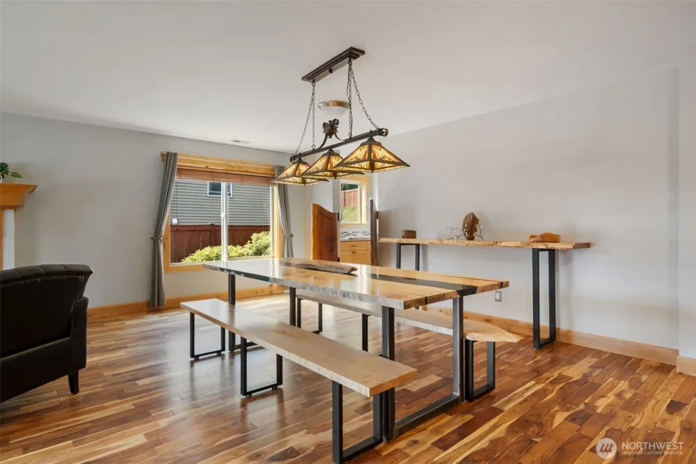 20901 Dr NW Nordby Poulsbo, WA 98370