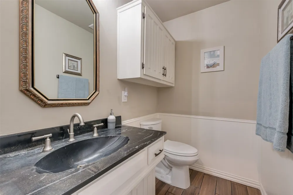 1819 W Belt Line Road Cedar Hill, TX 75104