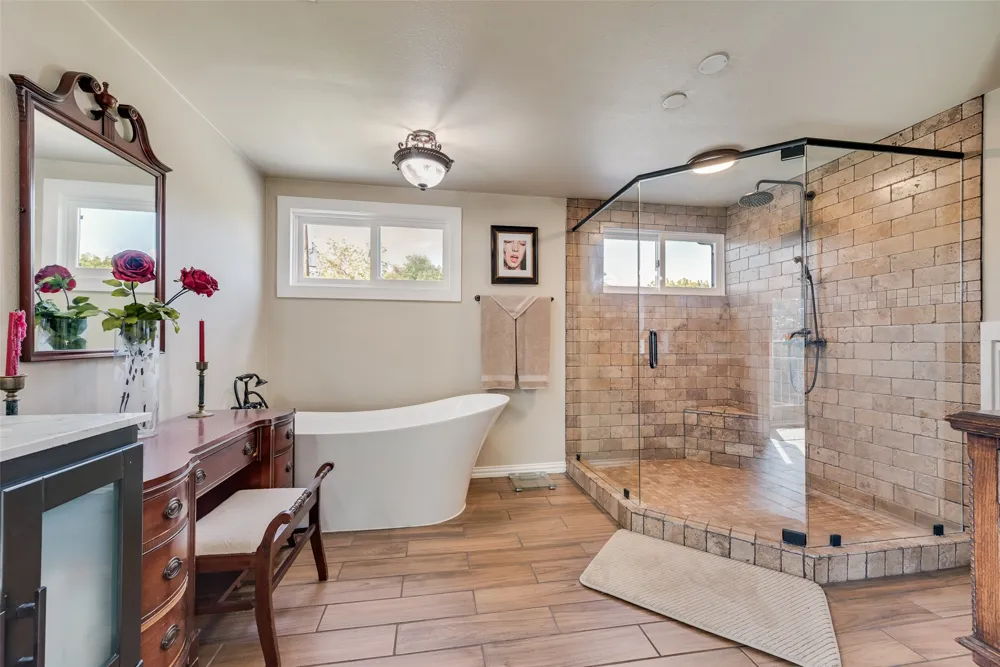 1819 W Belt Line Road Cedar Hill, TX 75104