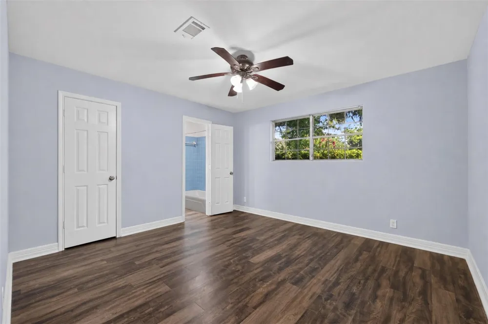 2809 3rd Avenue Texas City, TX 77590