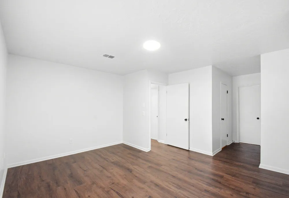 2011 Avenue T Huntsville, TX 77340