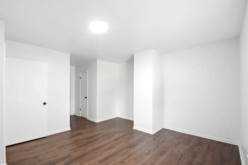 2011 Avenue T Huntsville, TX 77340
