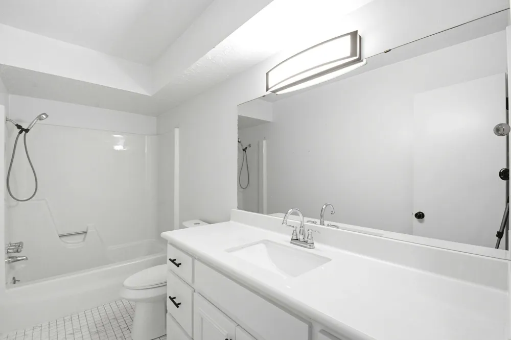 2011 Avenue T Huntsville, TX 77340