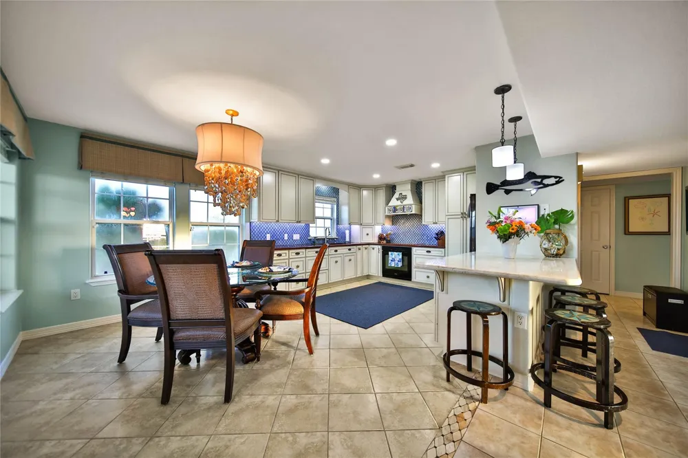 142 Driftwood Road Freeport, TX 77541