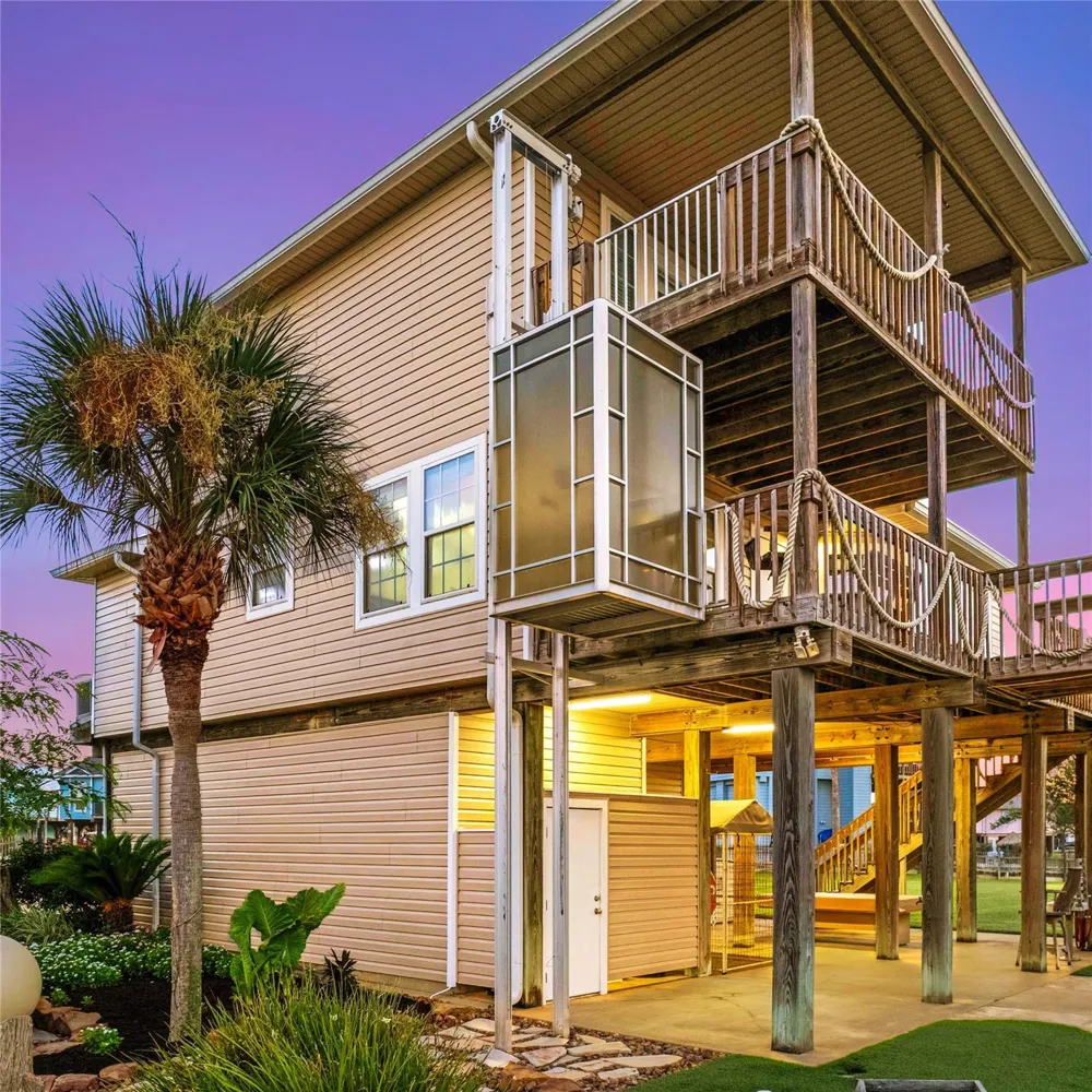 142 Driftwood Road Freeport, TX 77541