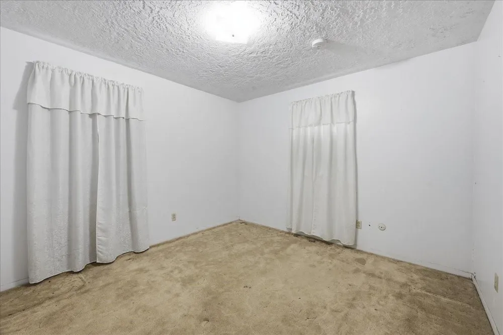 8408 Friar Tuck Drive Orange, TX 77632