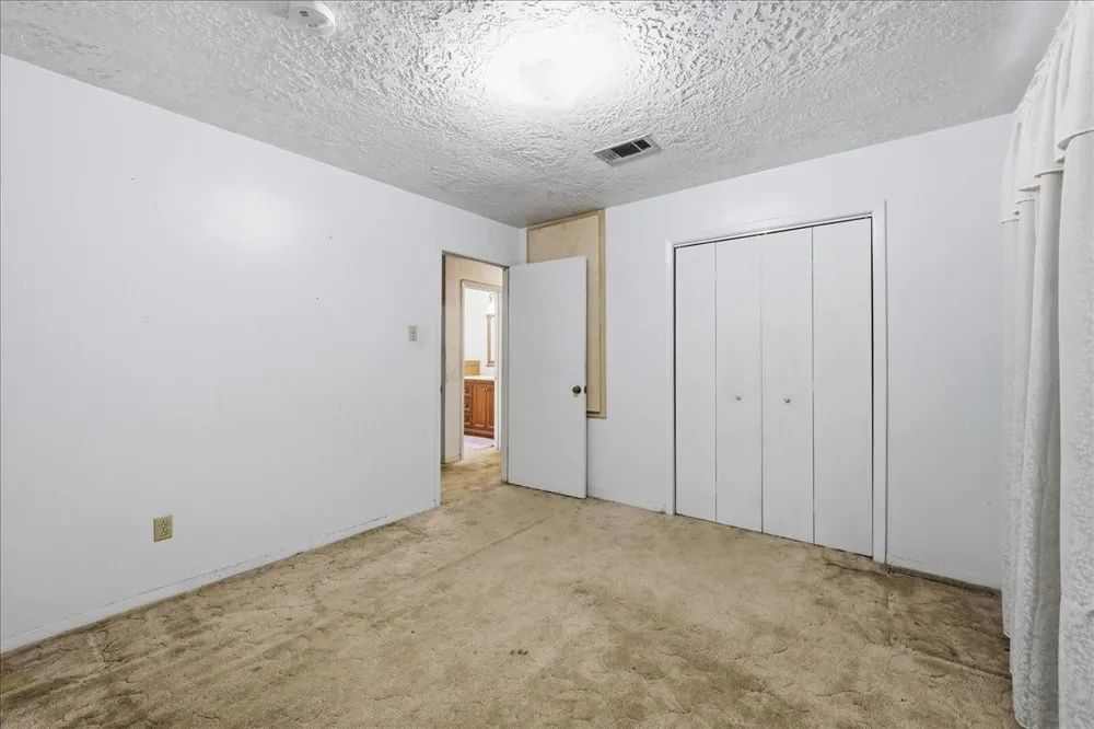 8408 Friar Tuck Drive Orange, TX 77632