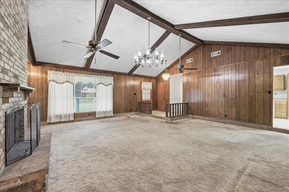 8408 Friar Tuck Drive Orange, TX 77632
