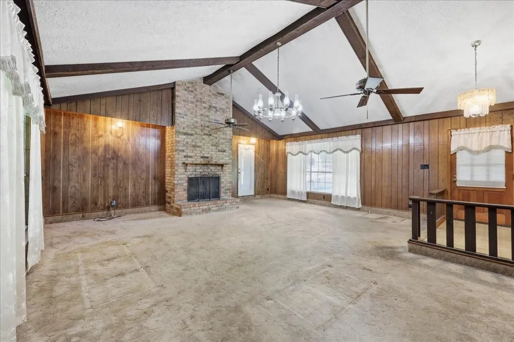 8408 Friar Tuck Drive Orange, TX 77632