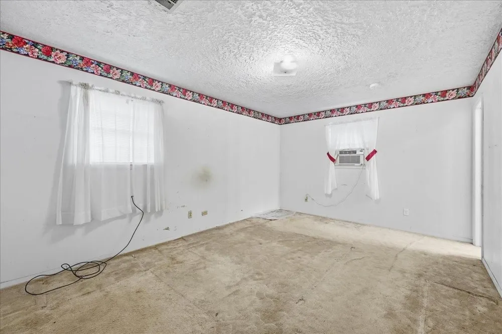 8408 Friar Tuck Drive Orange, TX 77632