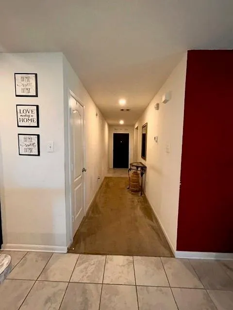 2518 Hawthorn Park Court