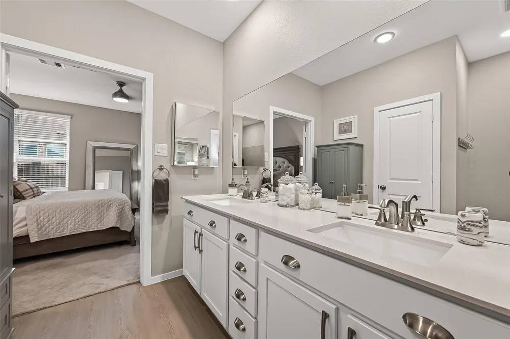 923 Heaven Drive Beasley, TX 77417
