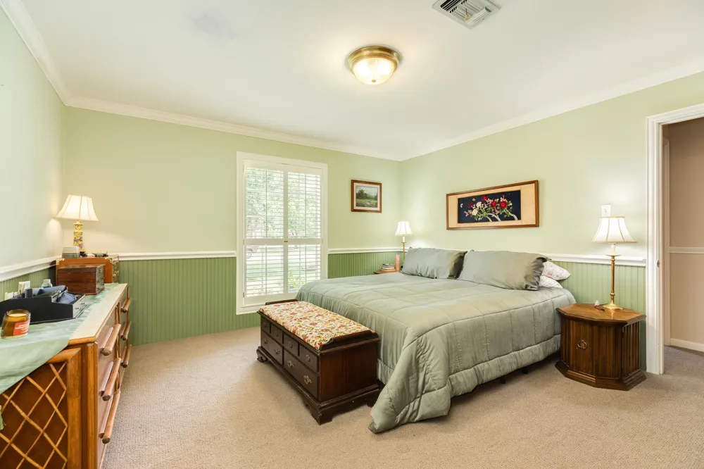 107 Hyacinth Street Lake Jackson, TX 77566