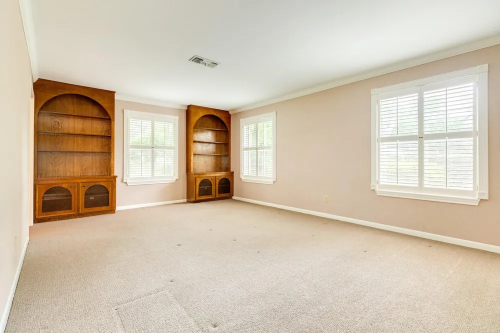 107 Hyacinth Street Lake Jackson, TX 77566