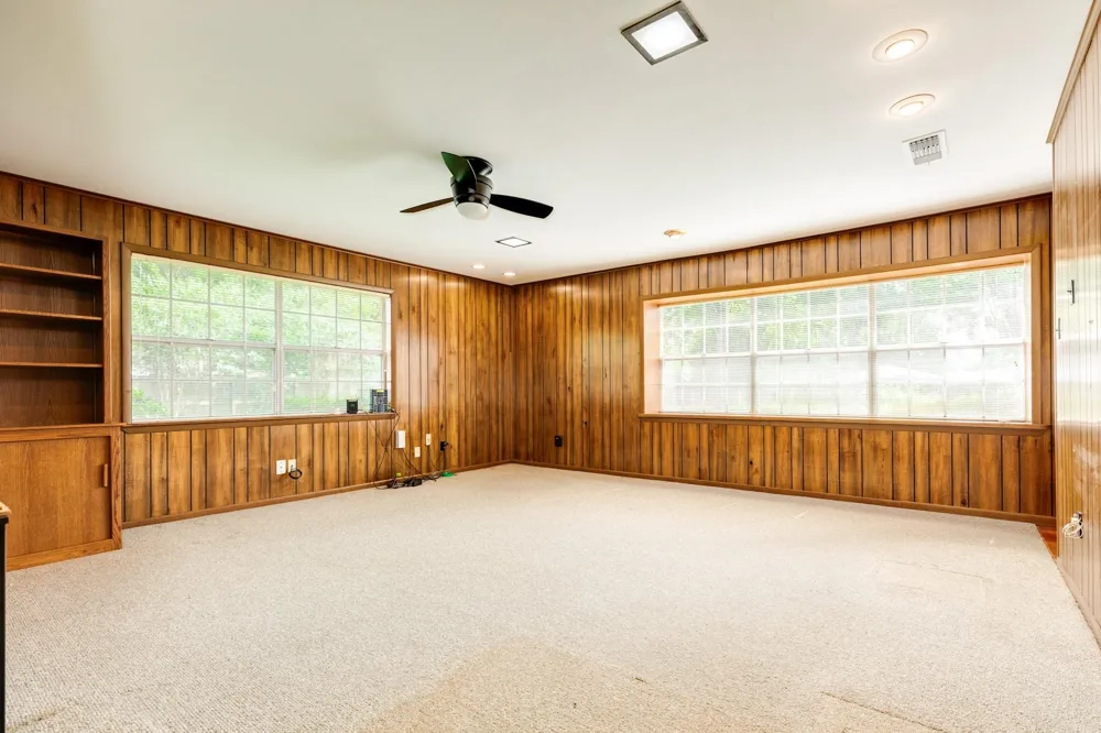 107 Hyacinth Street Lake Jackson, TX 77566