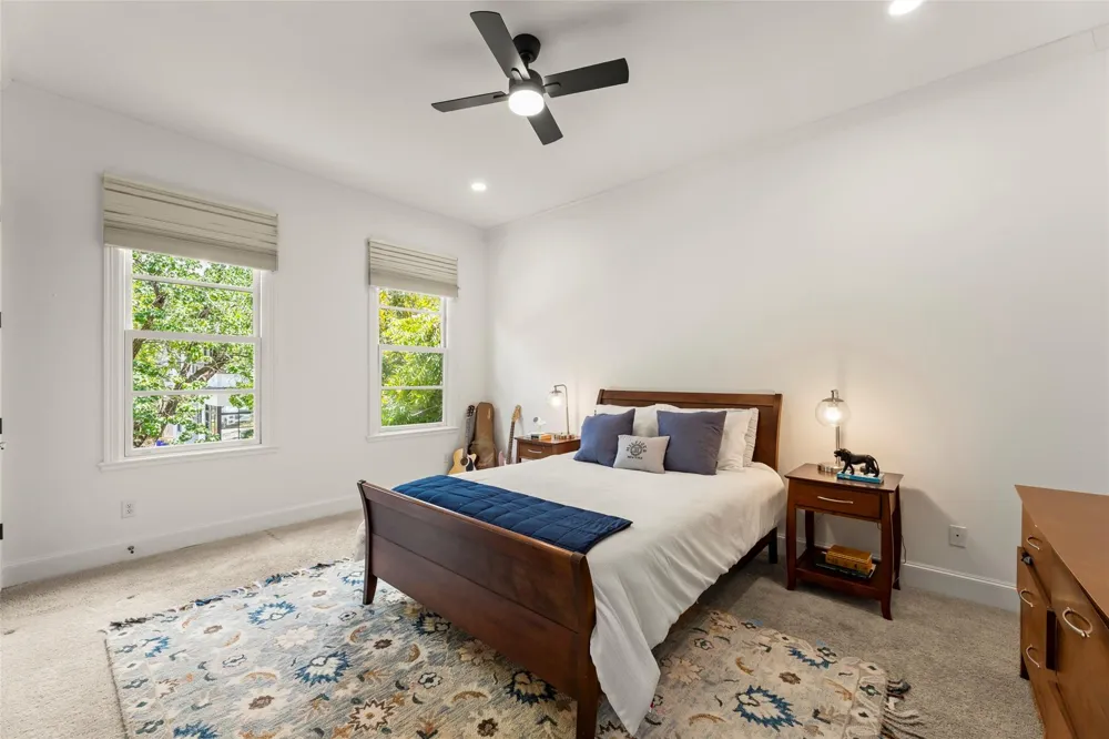6236 Community Drive Houston, TX 77005