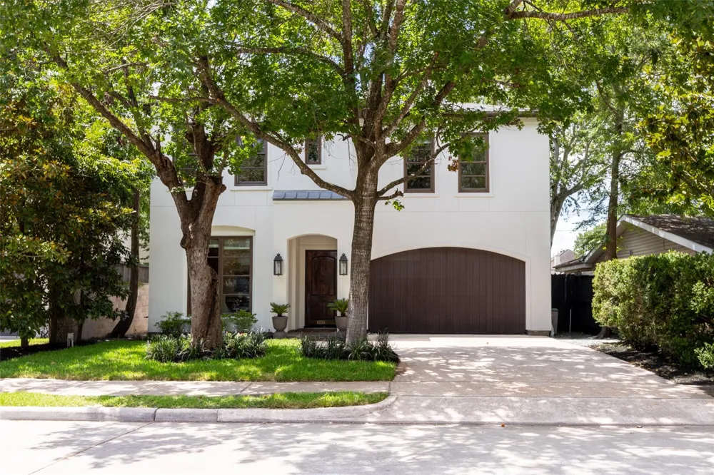 6236 Community Drive Houston, TX 77005