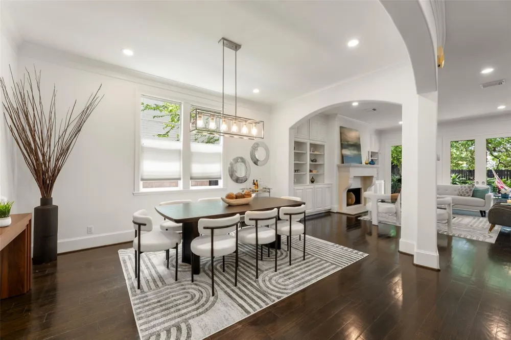 6236 Community Drive Houston, TX 77005