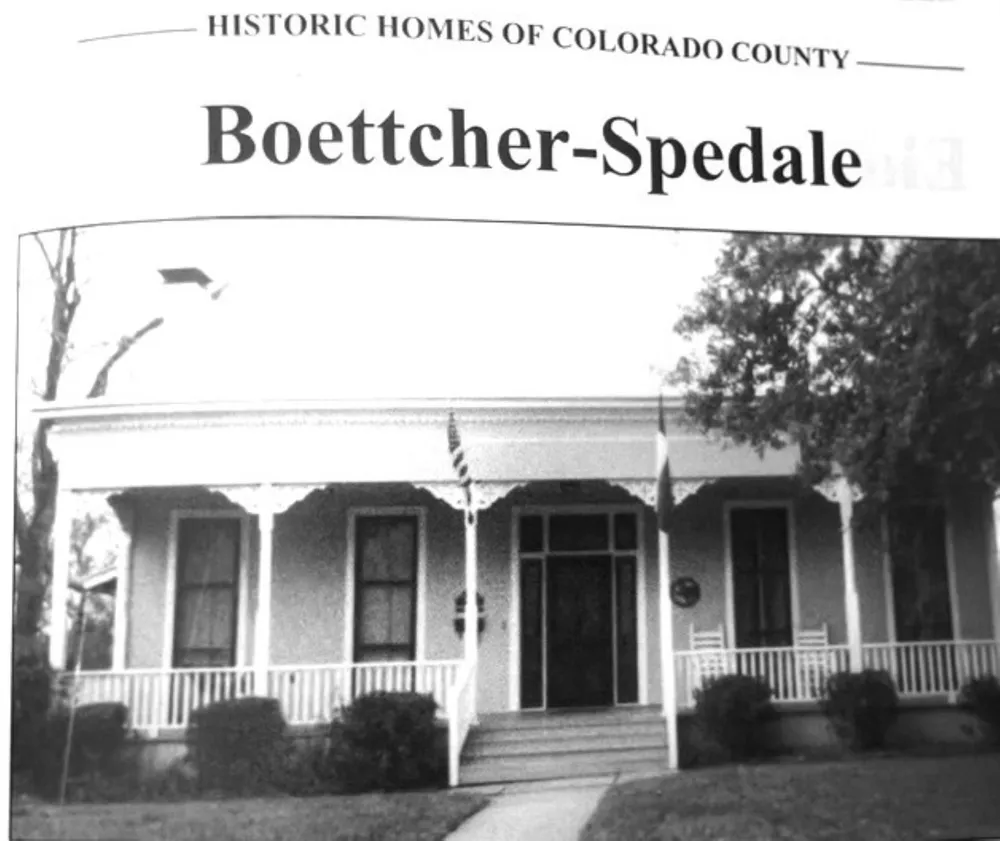 502 S College Street Weimar, TX 78962