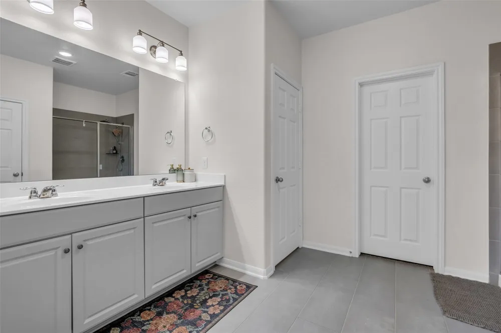 2713 Jumeirah Lane Texas City, TX 77568
