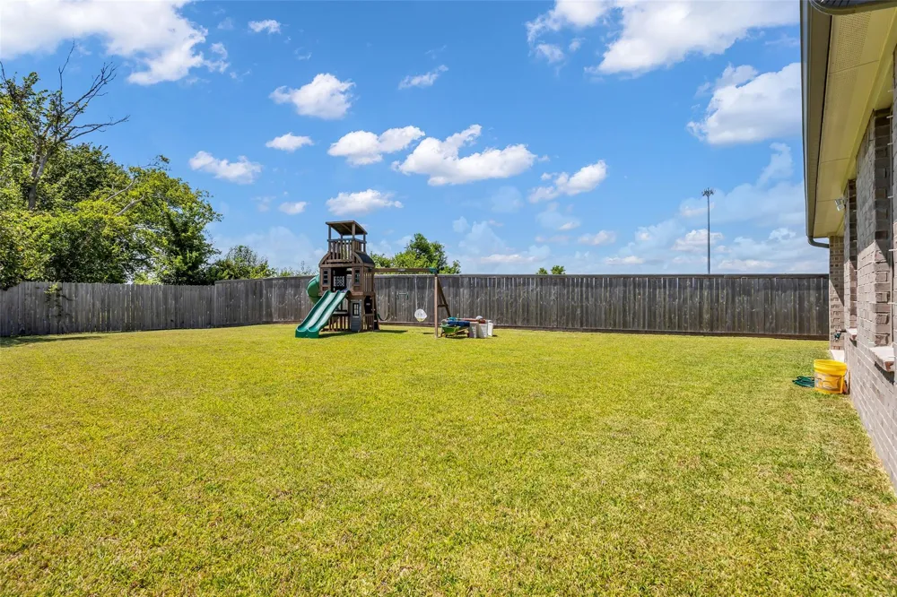 2713 Jumeirah Lane Texas City, TX 77568