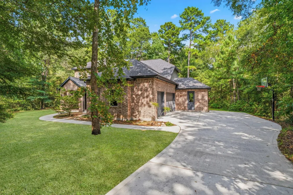 248 Fire Sky Road Huntsville, TX 77340
