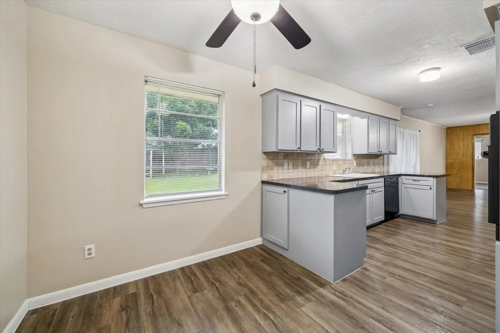 2717 Wisdom Drive Deer Park, TX 77536