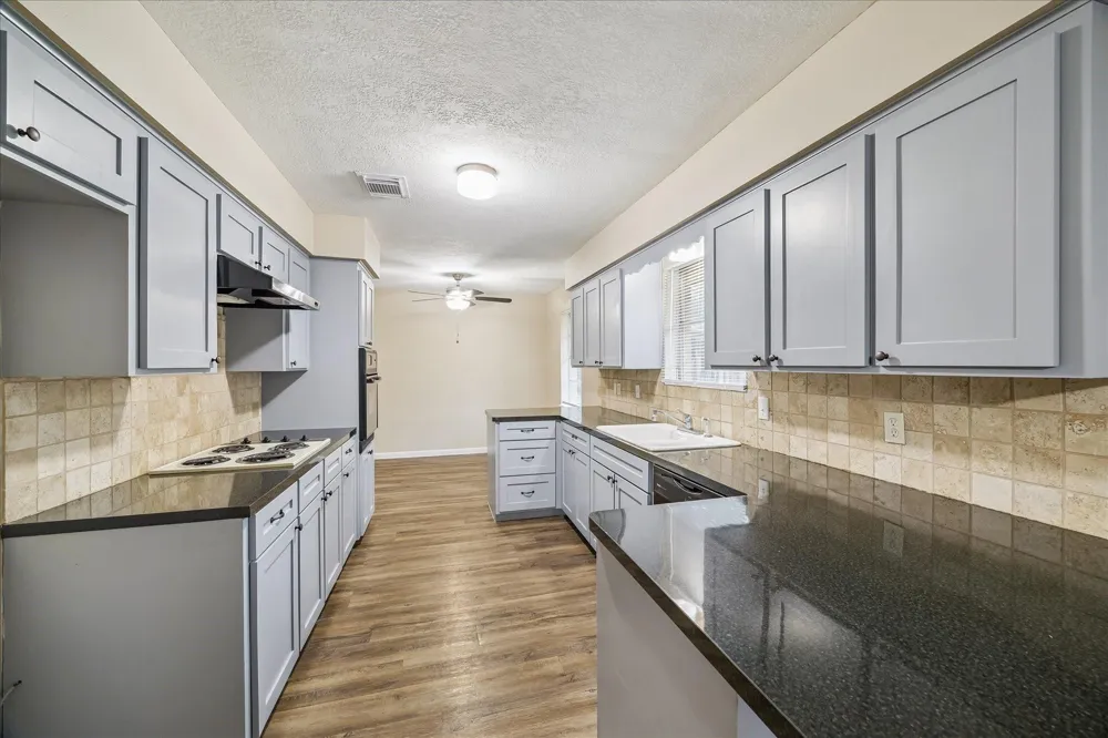 2717 Wisdom Drive Deer Park, TX 77536