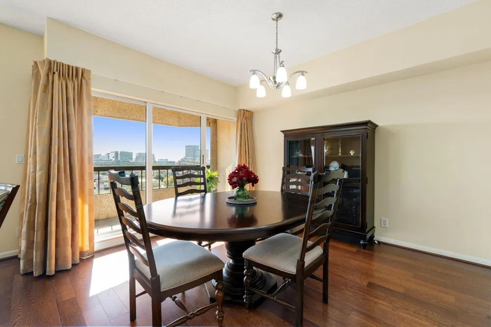 2001 Holcombe Boulevard #803 Houston, TX 77030