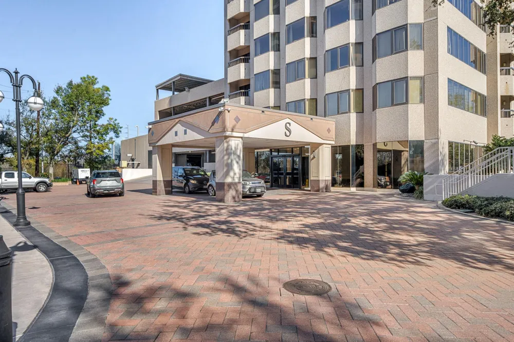 2001 Holcombe Boulevard #803 Houston, TX 77030