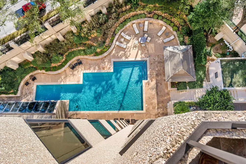 2001 Holcombe Boulevard #803 Houston, TX 77030